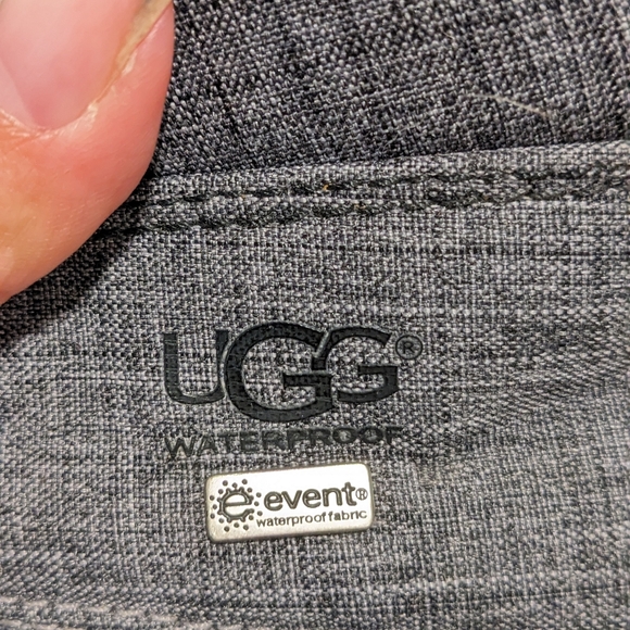 UGG Adirondack III winter boots - Picture 8 of 16